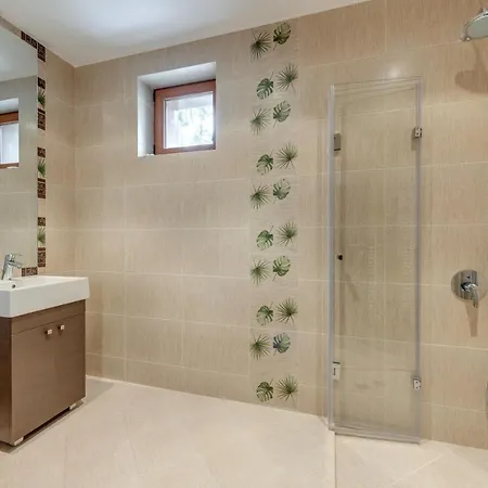 комплекс орлово гнездо * Beli Iskar