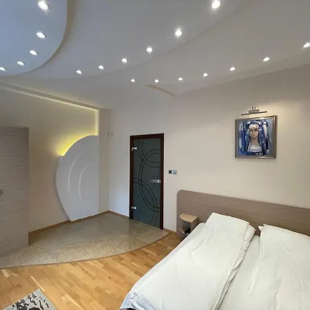 комплекс орлово гнездо Beli Iskar