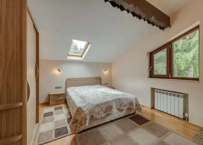 комплекс орлово гнездо Хотел