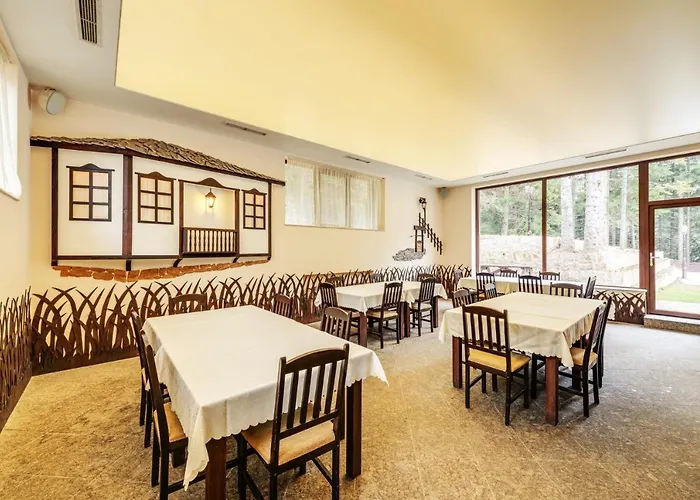 комплекс орлово гнездо Хотел *