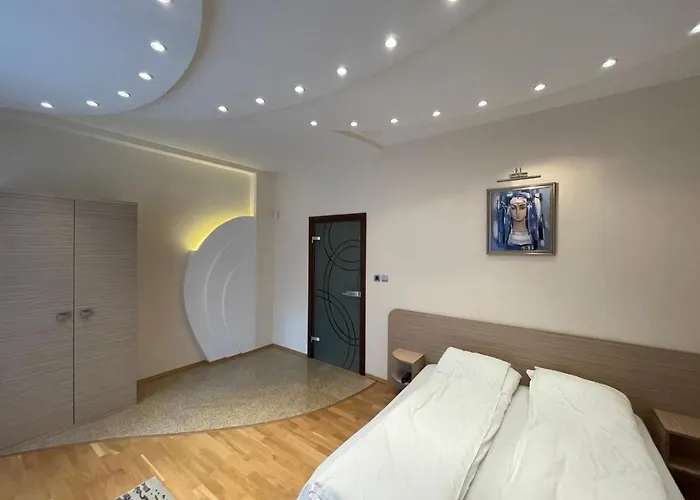 комплекс орлово гнездо Бели искър