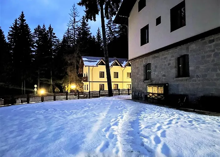 Хотел комплекс орлово гнездо Бели искър