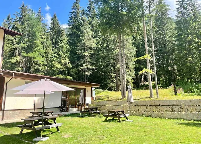 комплекс орлово гнездо Хотел Бели искър